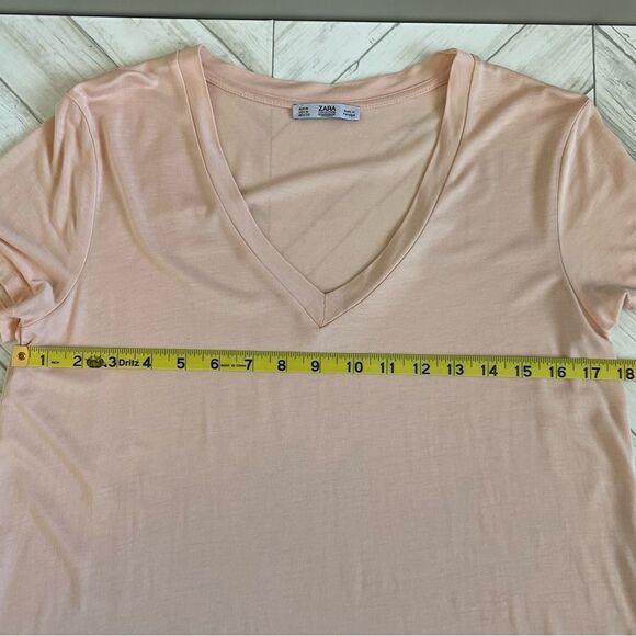 Zara Collection Woman Basic Tee in Peach size Medium - Picture 4 of 5